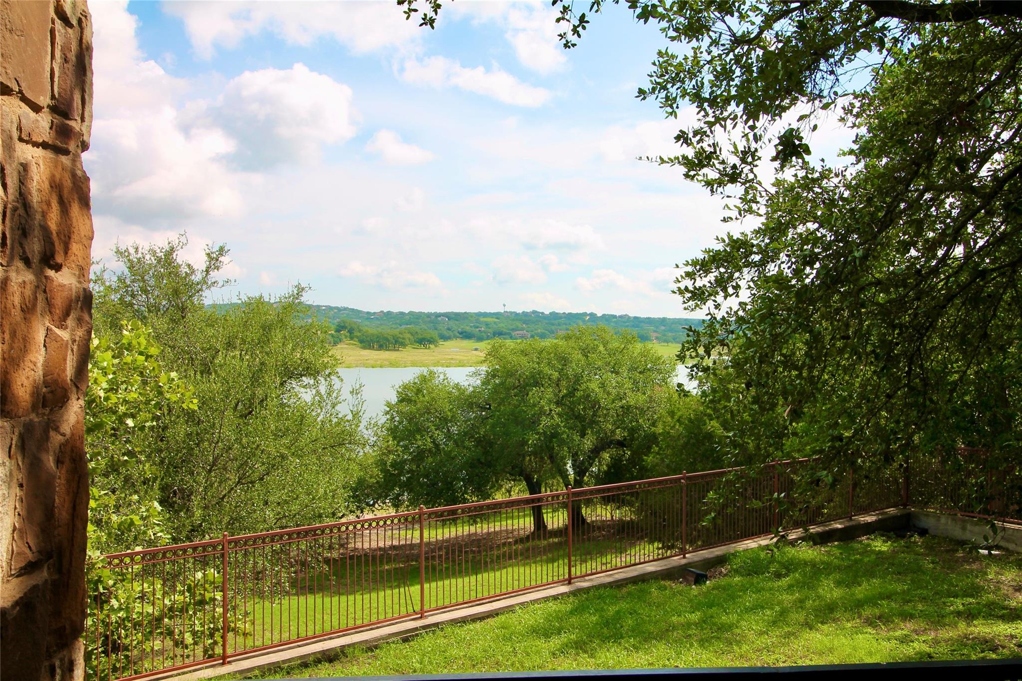 20700 E Lakeshore Drive Spicewood TX 78669