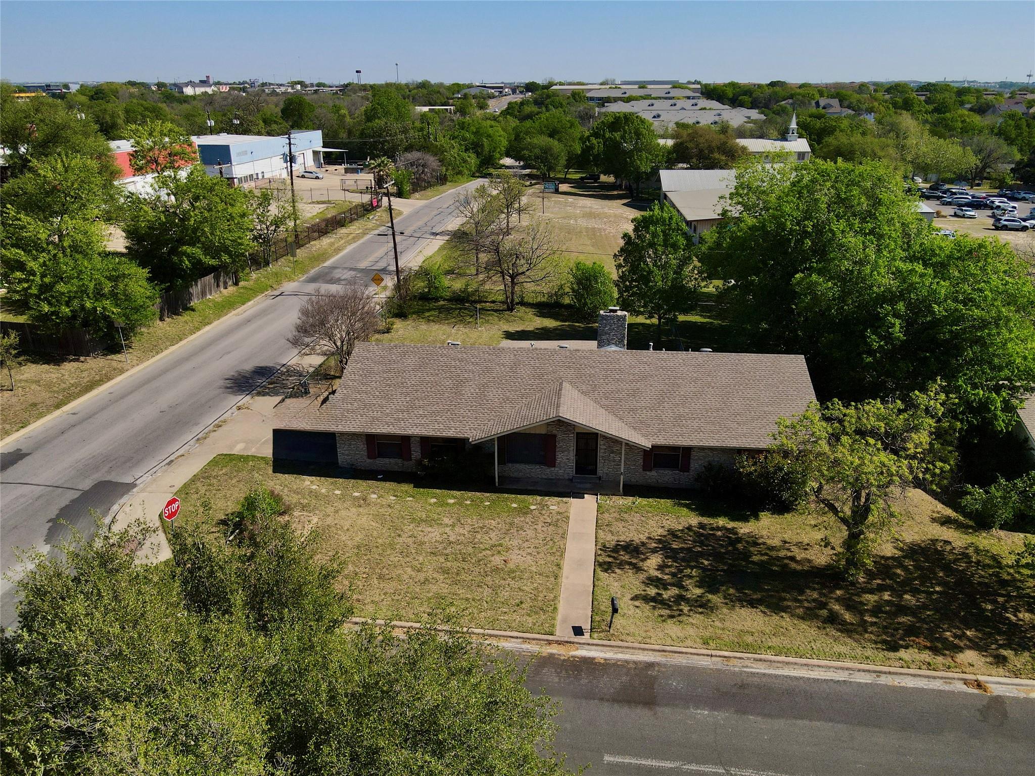 1000 Hollybluff Street Austin TX 78753