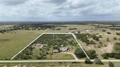 3210 County Road 226 Giddings TX 78942