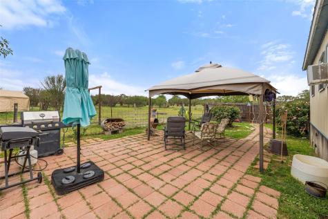 3210 County Road 226 Giddings TX 78942