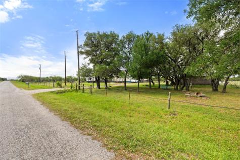 3210 County Road 226 Giddings TX 78942