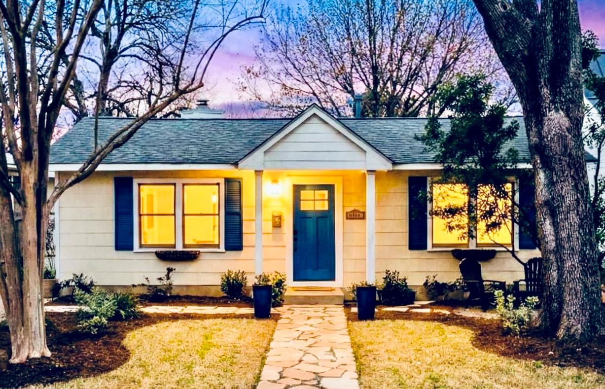1906 Collier Street Austin TX 78704