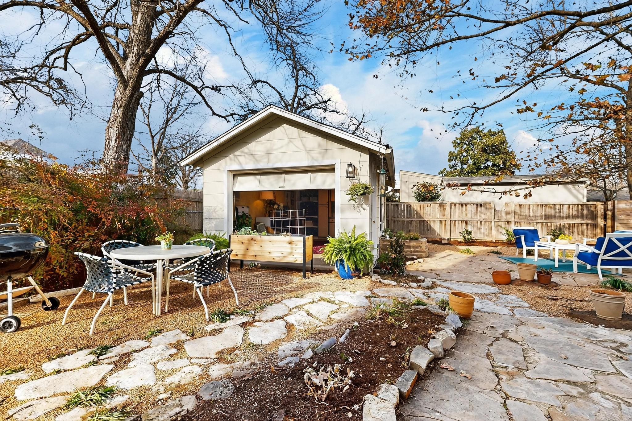 1906 Collier Street Austin TX 78704