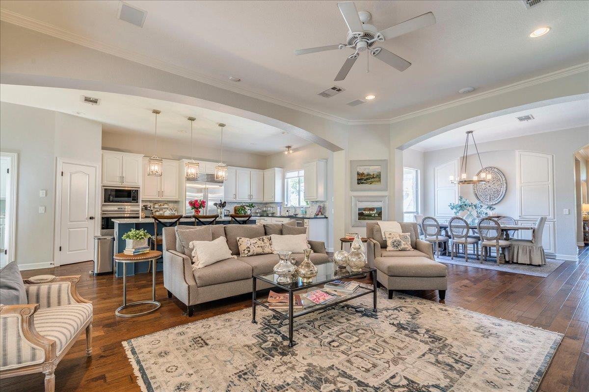 10613 River Plantation Drive Austin TX 78747