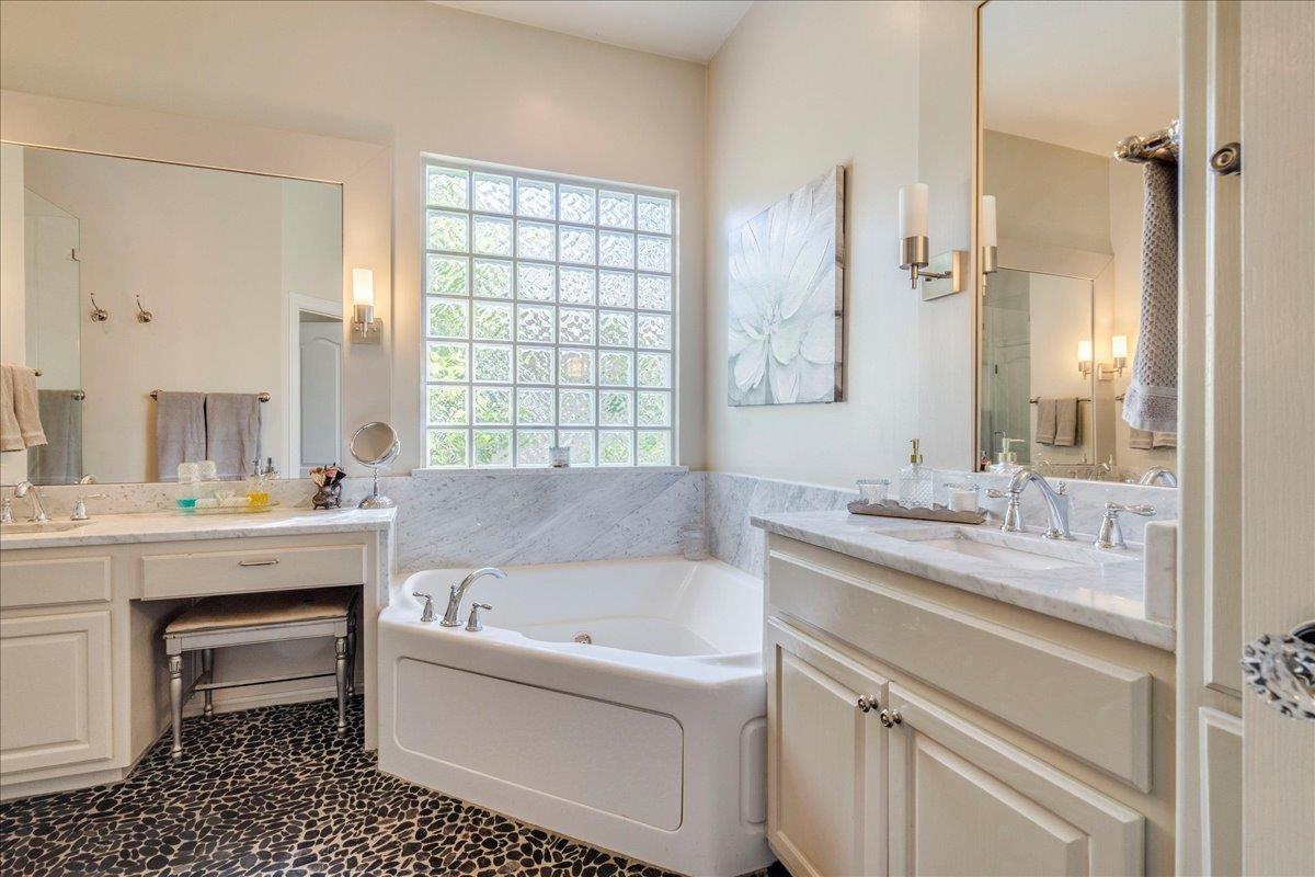 10613 River Plantation Drive Austin TX 78747