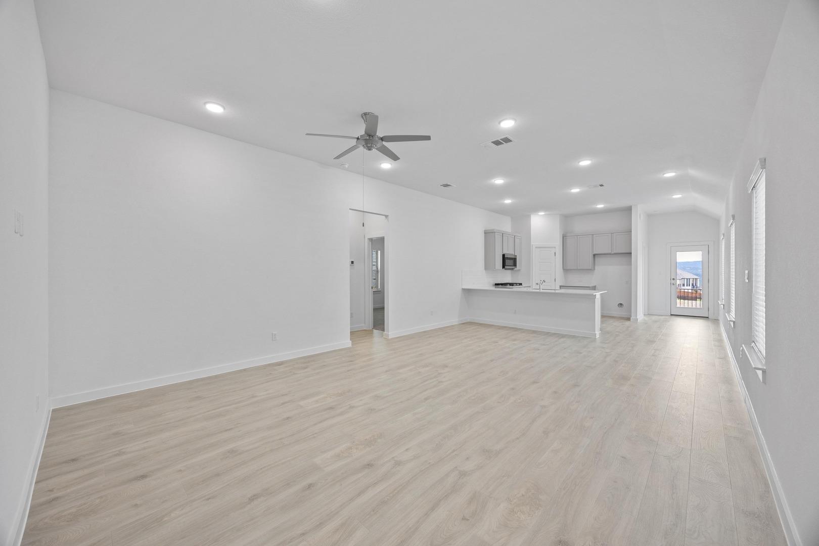 186 Hornet Street Elgin TX 78621