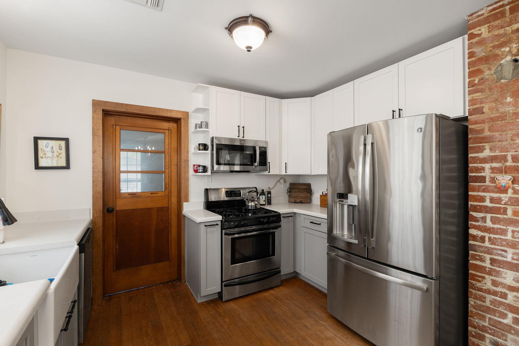 258 N Water Street La Grange TX 78945