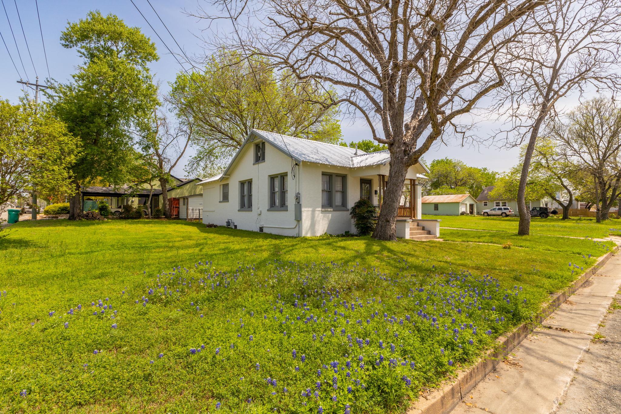 258 N Water Street La Grange TX 78945
