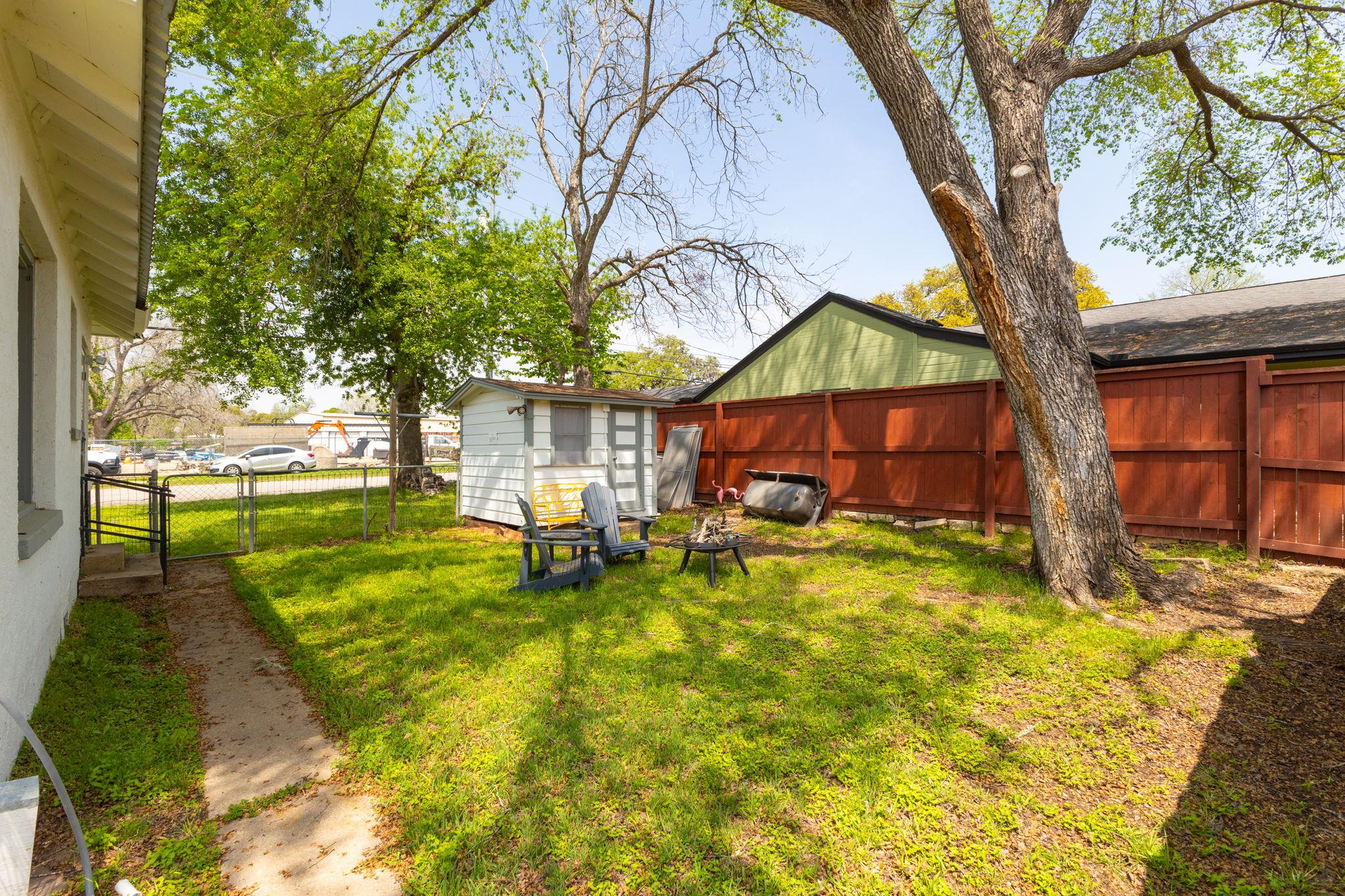 258 N Water Street La Grange TX 78945