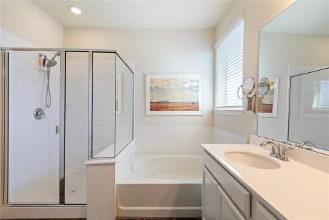 1001 Mccormick Cove Hutto TX 78634