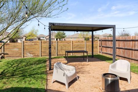 1001 Mccormick Cove Hutto TX 78634