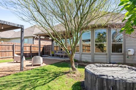 1001 Mccormick Cove Hutto TX 78634