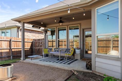 1001 Mccormick Cove Hutto TX 78634