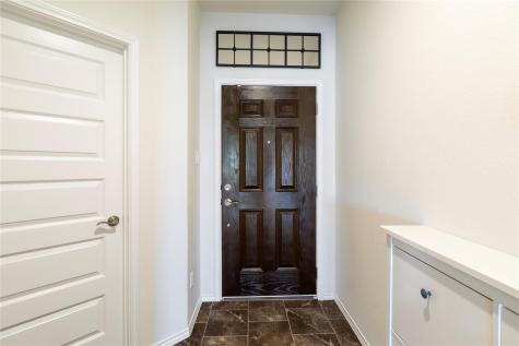 1001 Mccormick Cove Hutto TX 78634