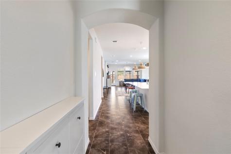 1001 Mccormick Cove Hutto TX 78634