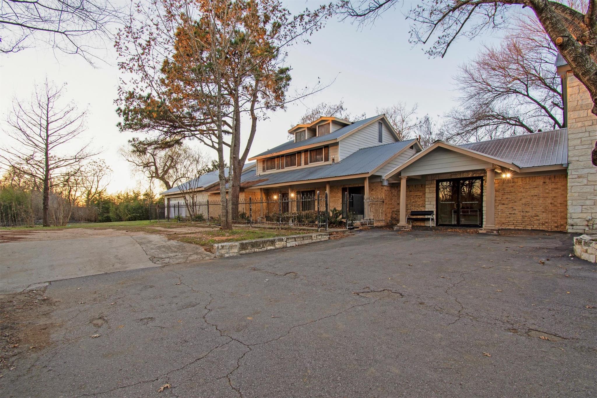 416 Depot Street Elgin TX 78621