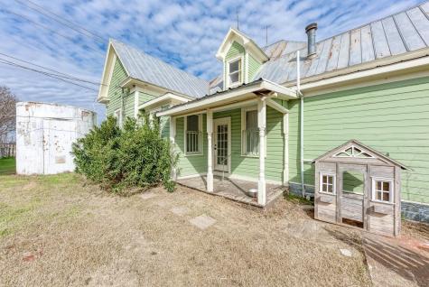 308 N Broad Street Coupland TX 78615