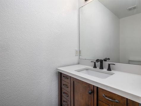 102 Erin Cove Hutto TX 78634