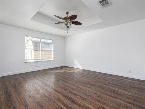 102 Erin Cove Hutto TX 78634