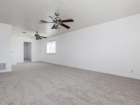 102 Erin Cove Hutto TX 78634