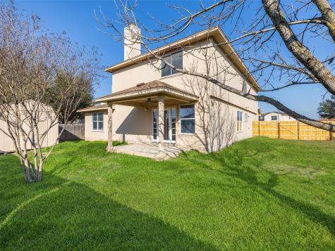 102 Erin Cove Hutto TX 78634