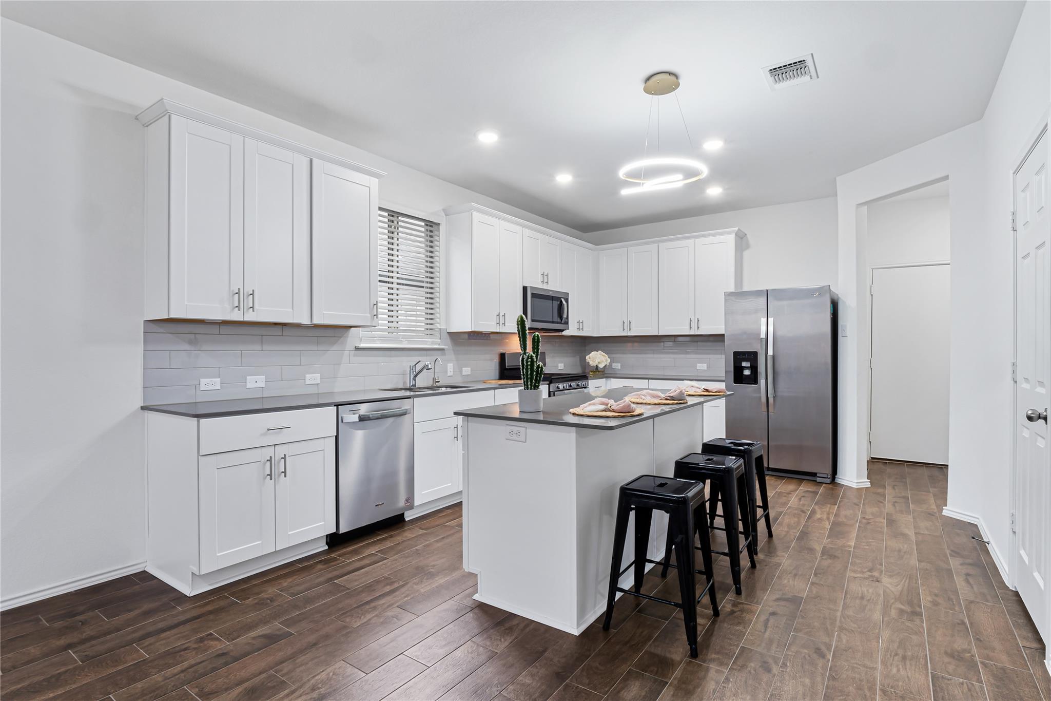 137 Bennington Drive Liberty Hill TX 78642