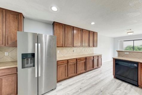 530 Sheep Trail Drive Kyle TX 78640