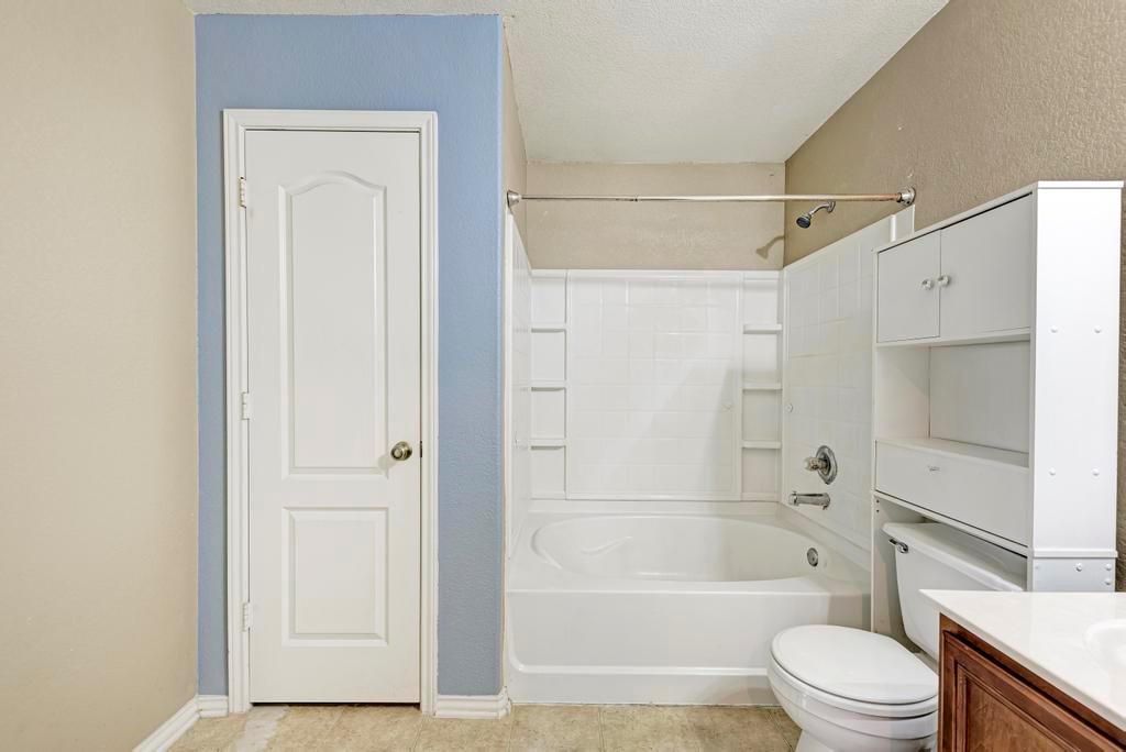 530 Sheep Trail Drive Kyle TX 78640