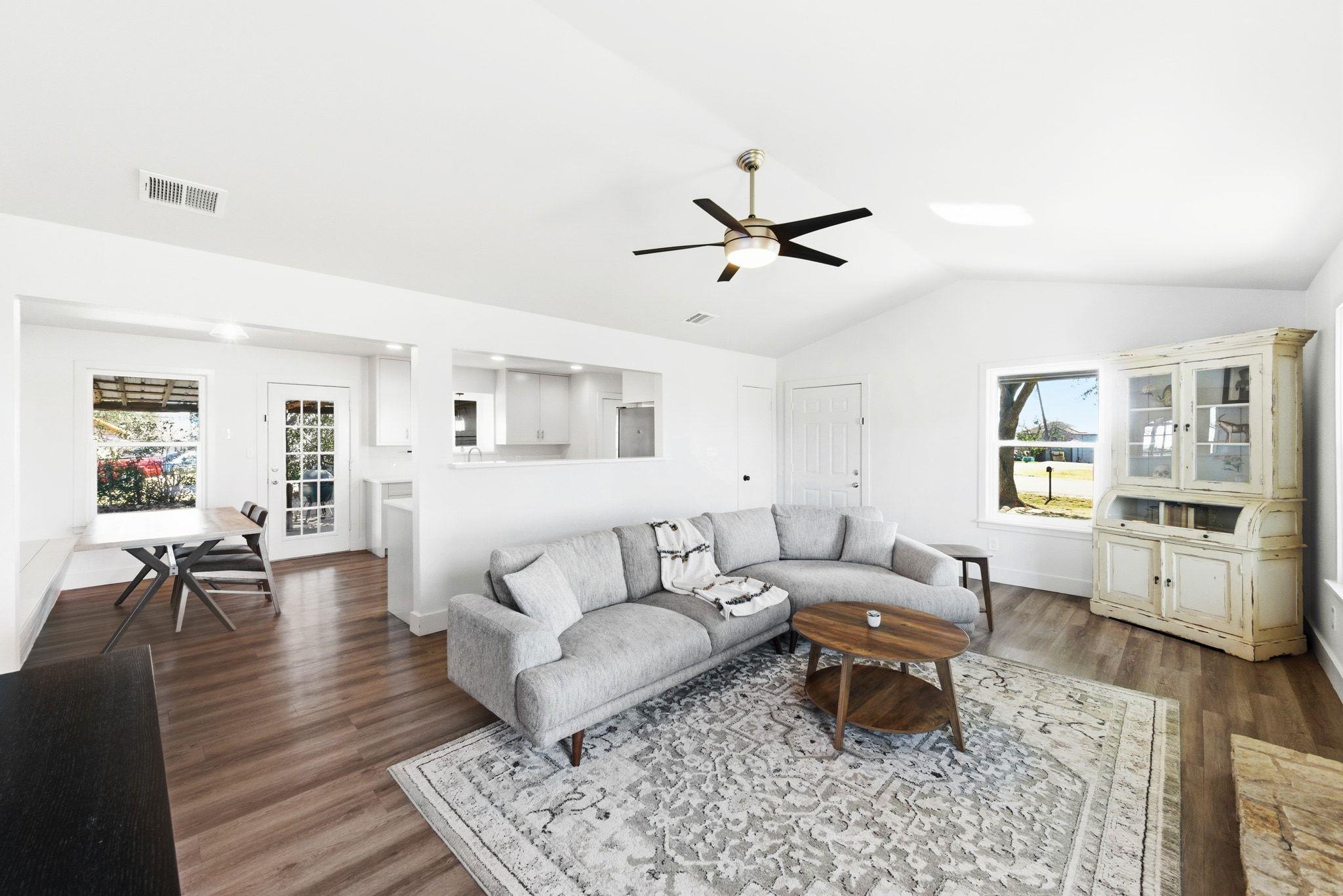 12208 Mustang Drive Buda TX 78610