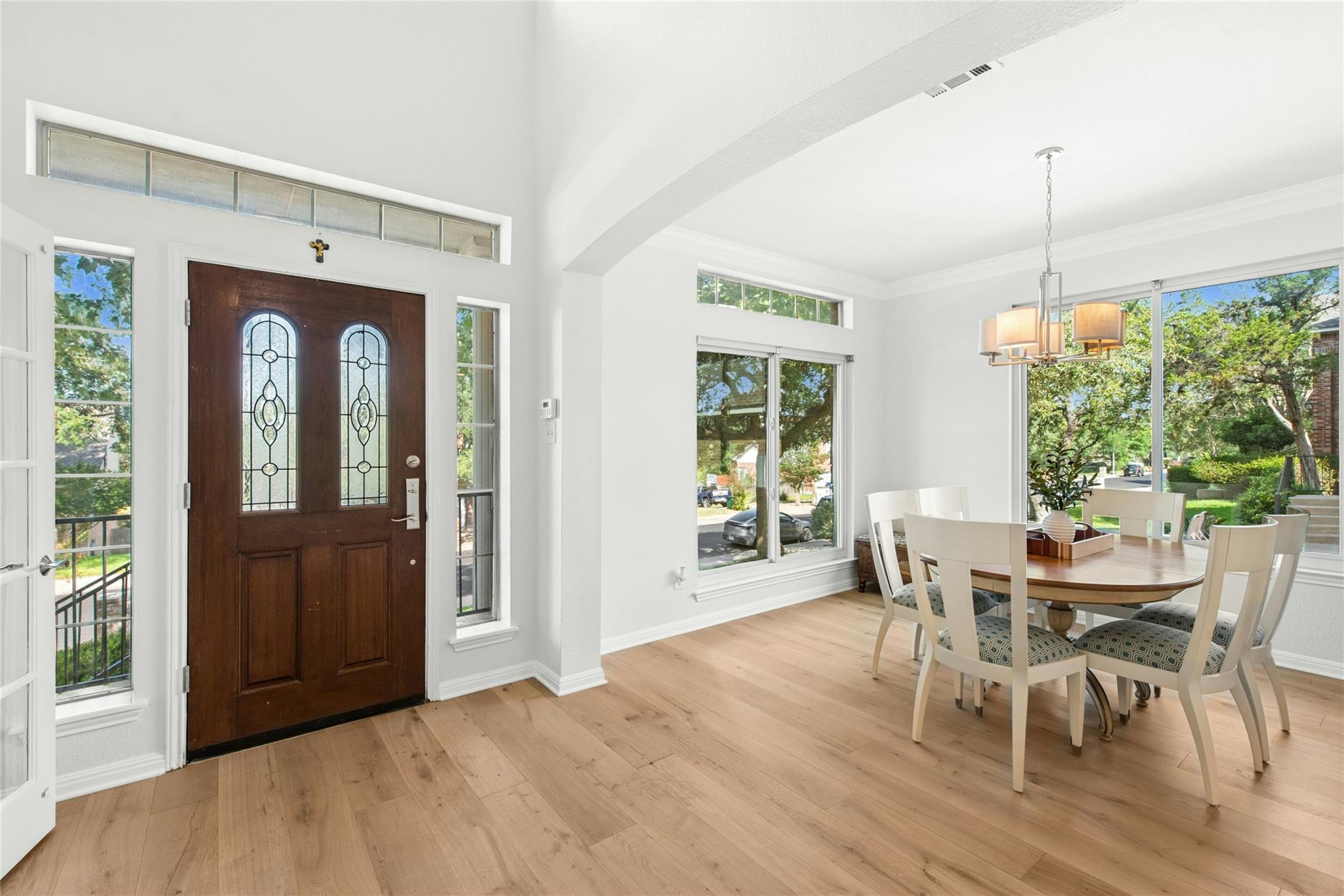 5828 Taylor Draper Cove Austin TX 78759