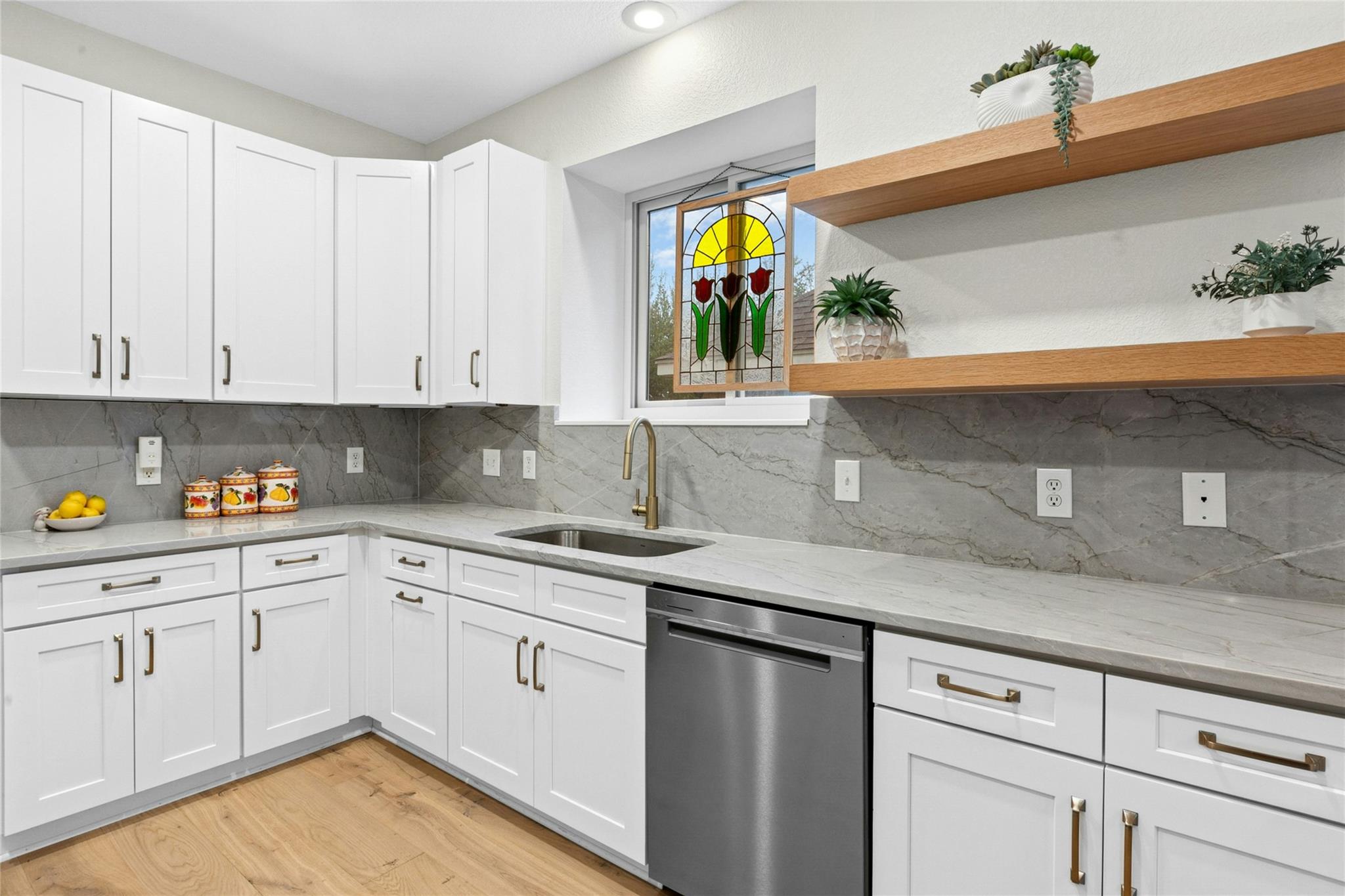 5828 Taylor Draper Cove Austin TX 78759