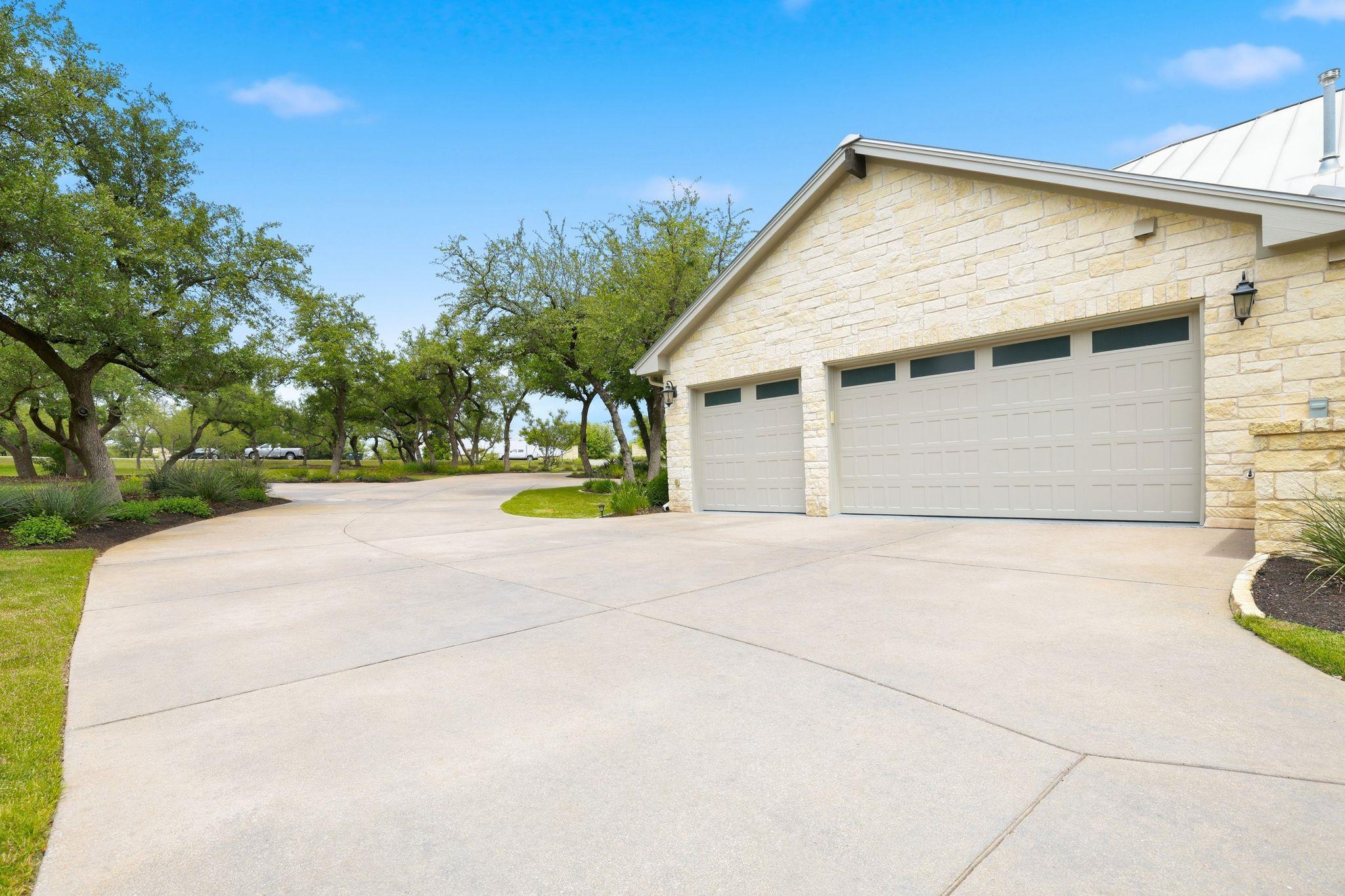 18601 Madrone Vista Drive Austin TX 78738