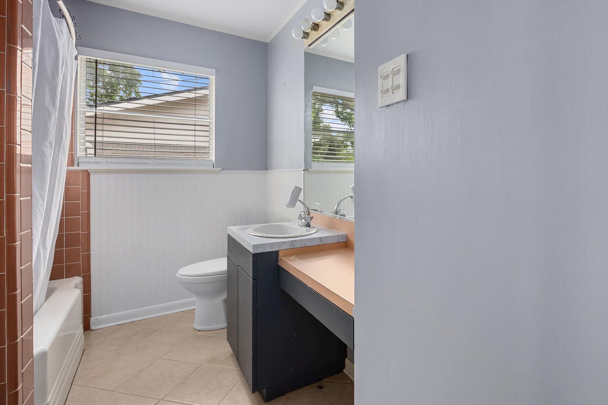 5509 Mapleleaf Drive Austin TX 78723