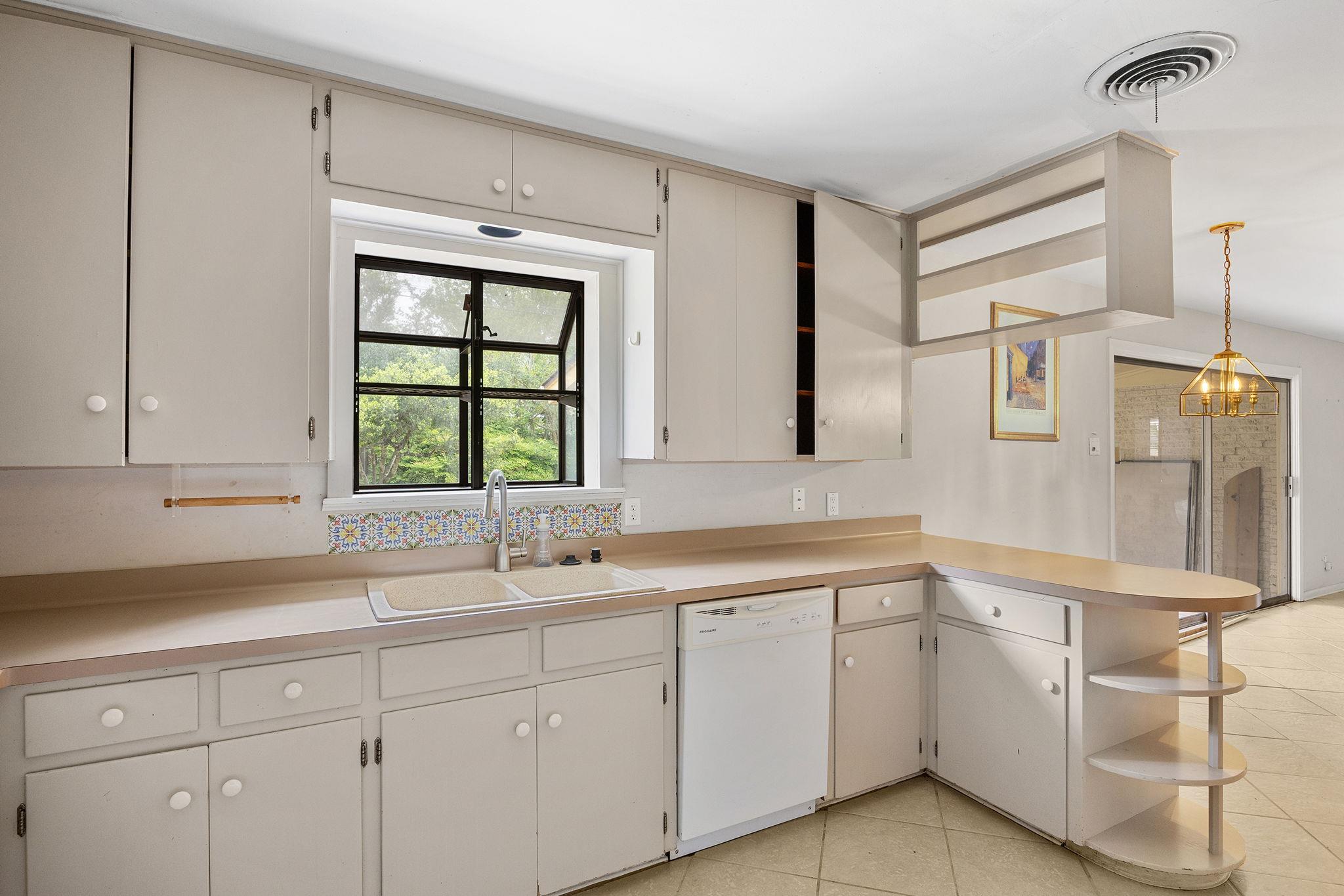 5509 Mapleleaf Drive Austin TX 78723