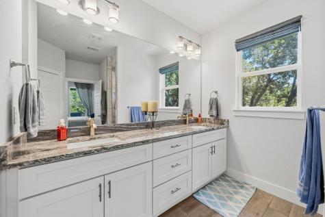 18605 Masters Cove Point Venture TX 78645