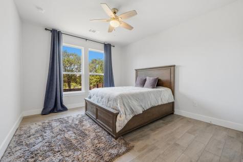 18605 Masters Cove Point Venture TX 78645