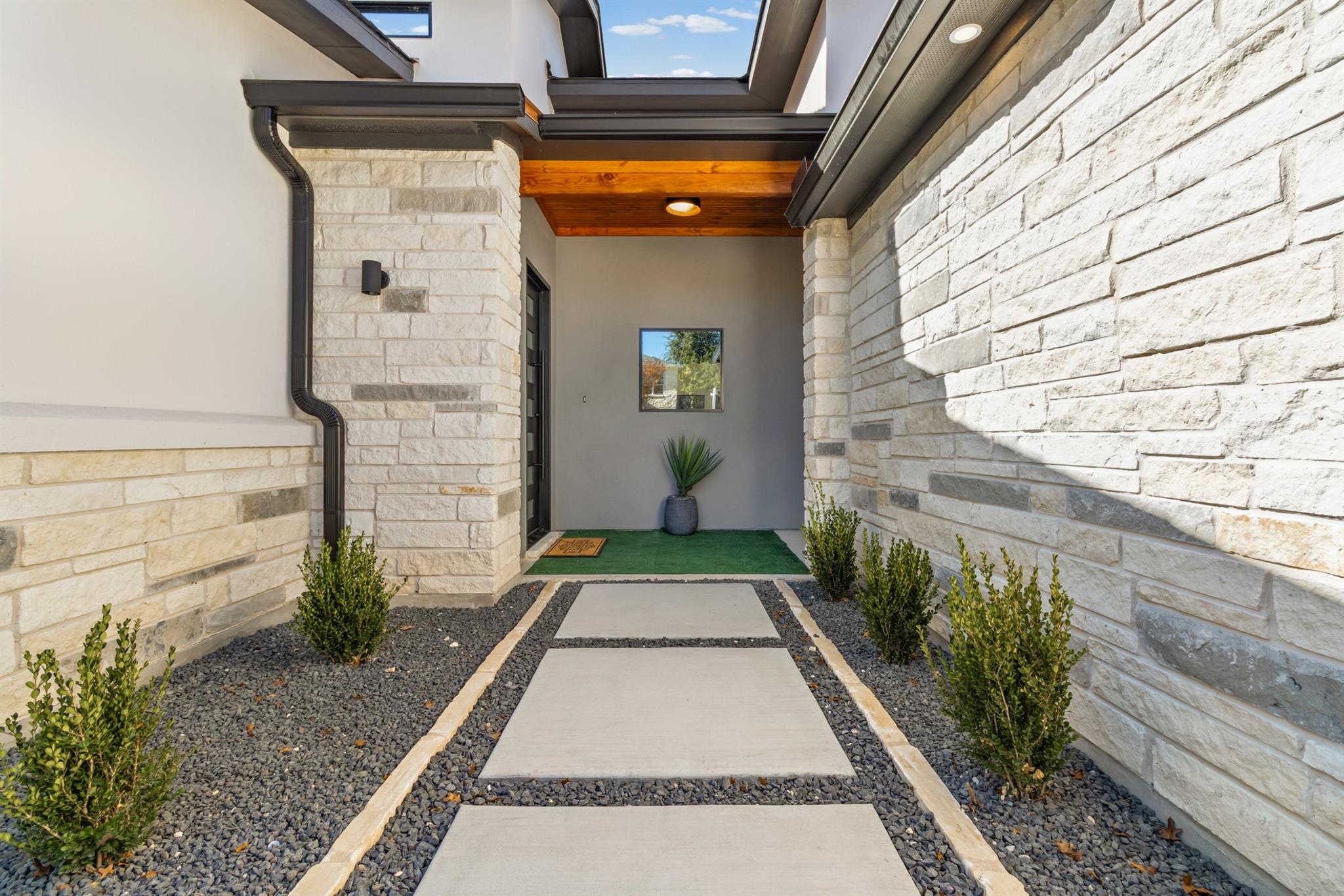 4400 Lindberg Lane Lago Vista TX 78645