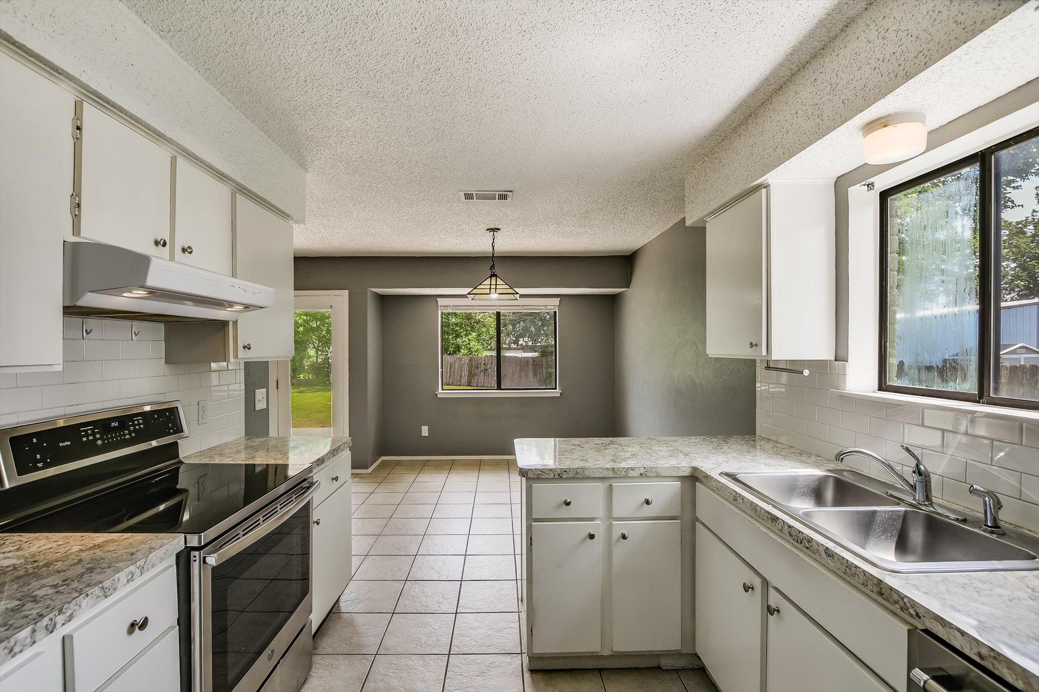 1103 Green Meadow Drive Round Rock TX 78664