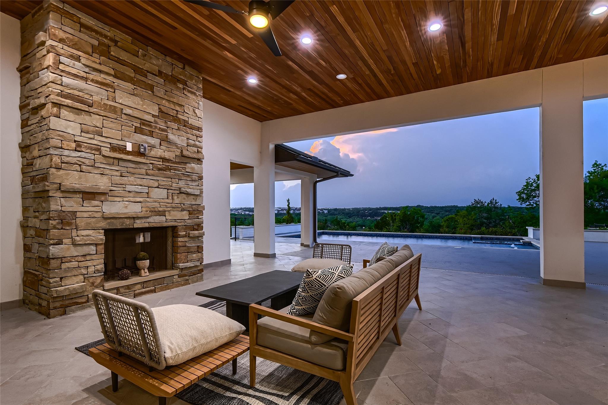 20640 Moreh Peak Pass Austin TX 78738