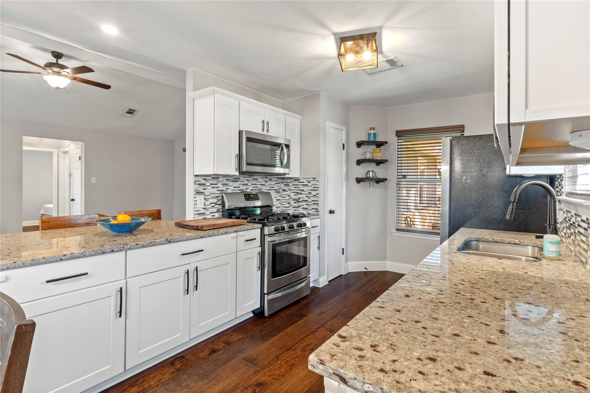 9306 Curlew Drive Austin TX 78748