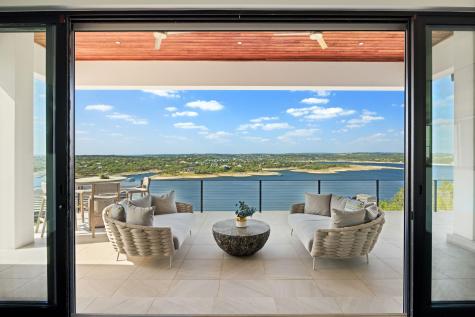 912 Watercliffe Lago Vista TX 78645