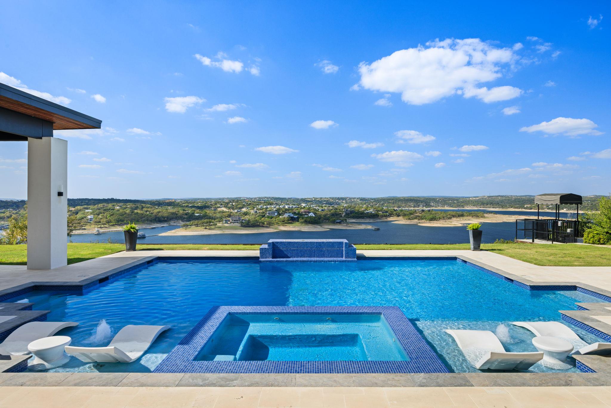 912 Watercliffe Lago Vista TX 78645