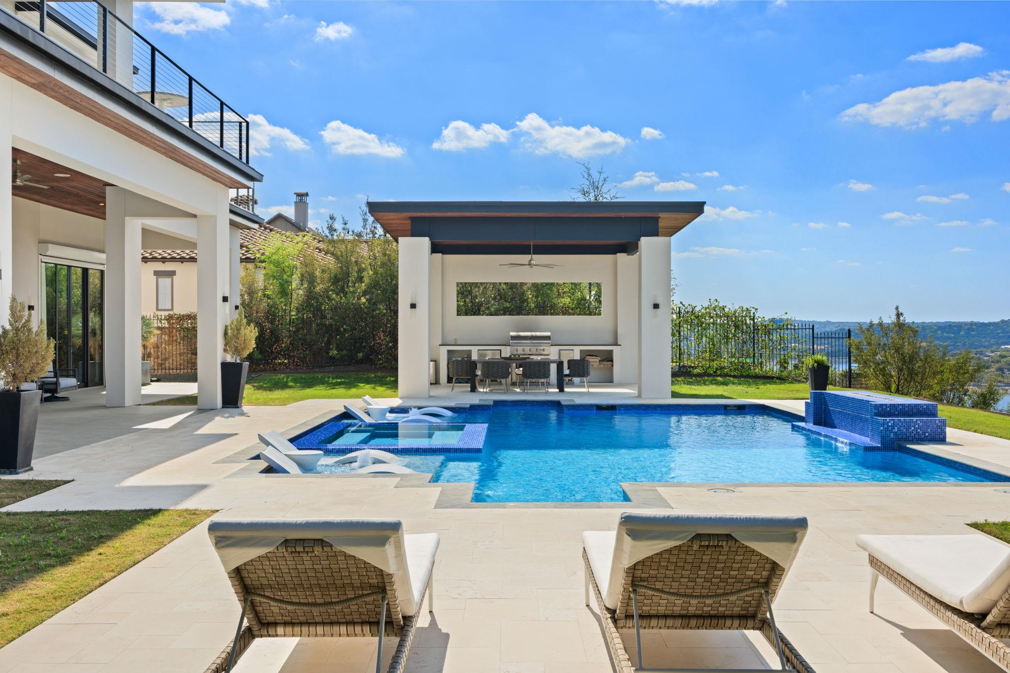 912 Watercliffe Lago Vista TX 78645