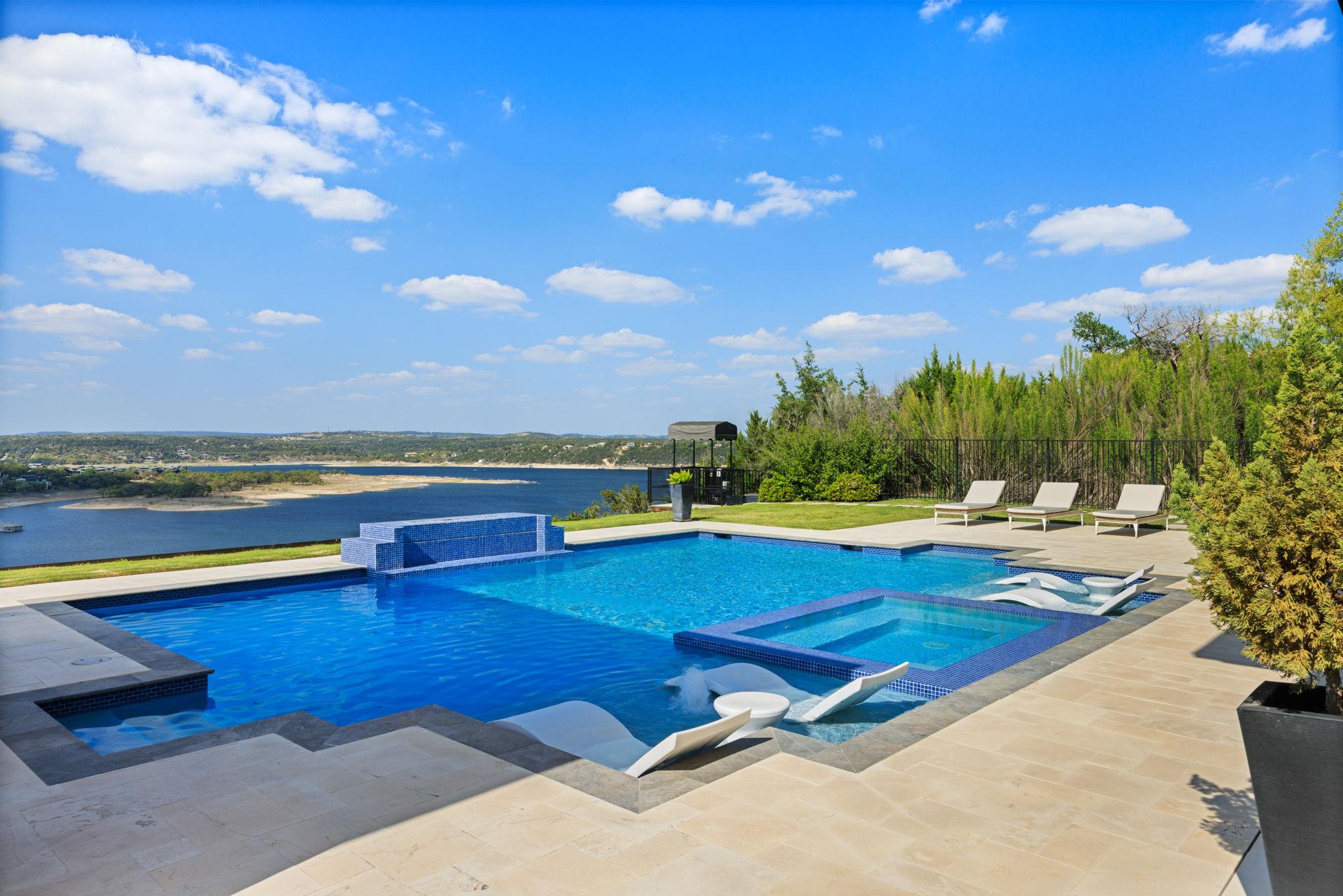 912 Watercliffe Lago Vista TX 78645