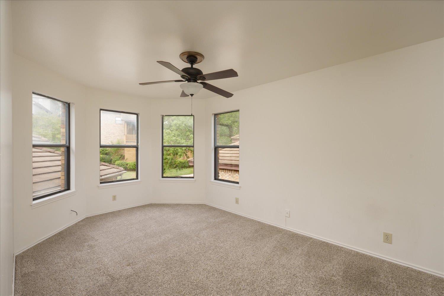 3529 Fawn Creek Path Austin TX 78746