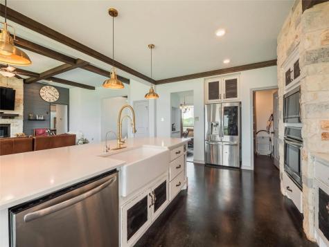 5840 County Road 202 Lampasas TX 76550