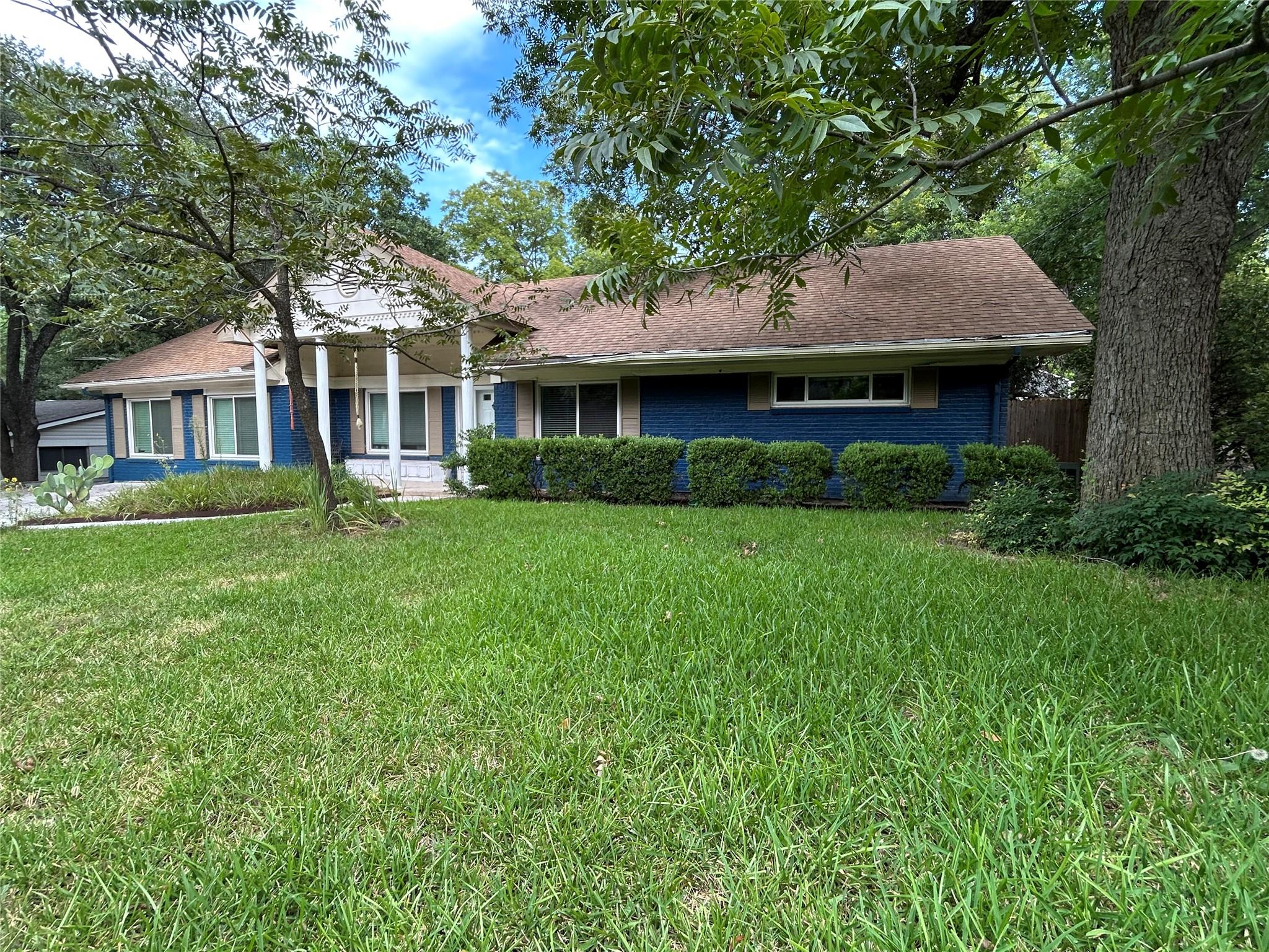 11303 Oakwood Drive Austin TX 78753