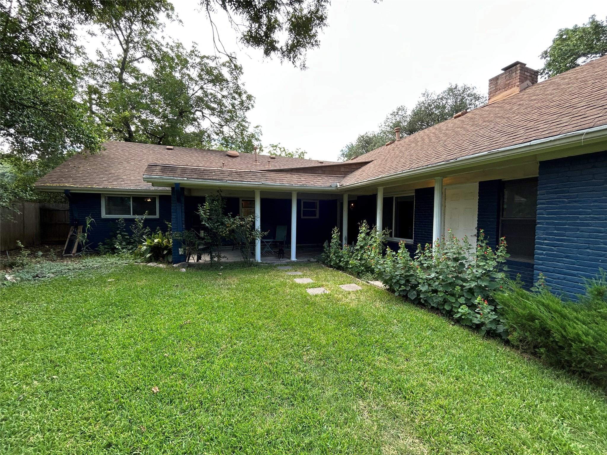 11303 Oakwood Drive Austin TX 78753