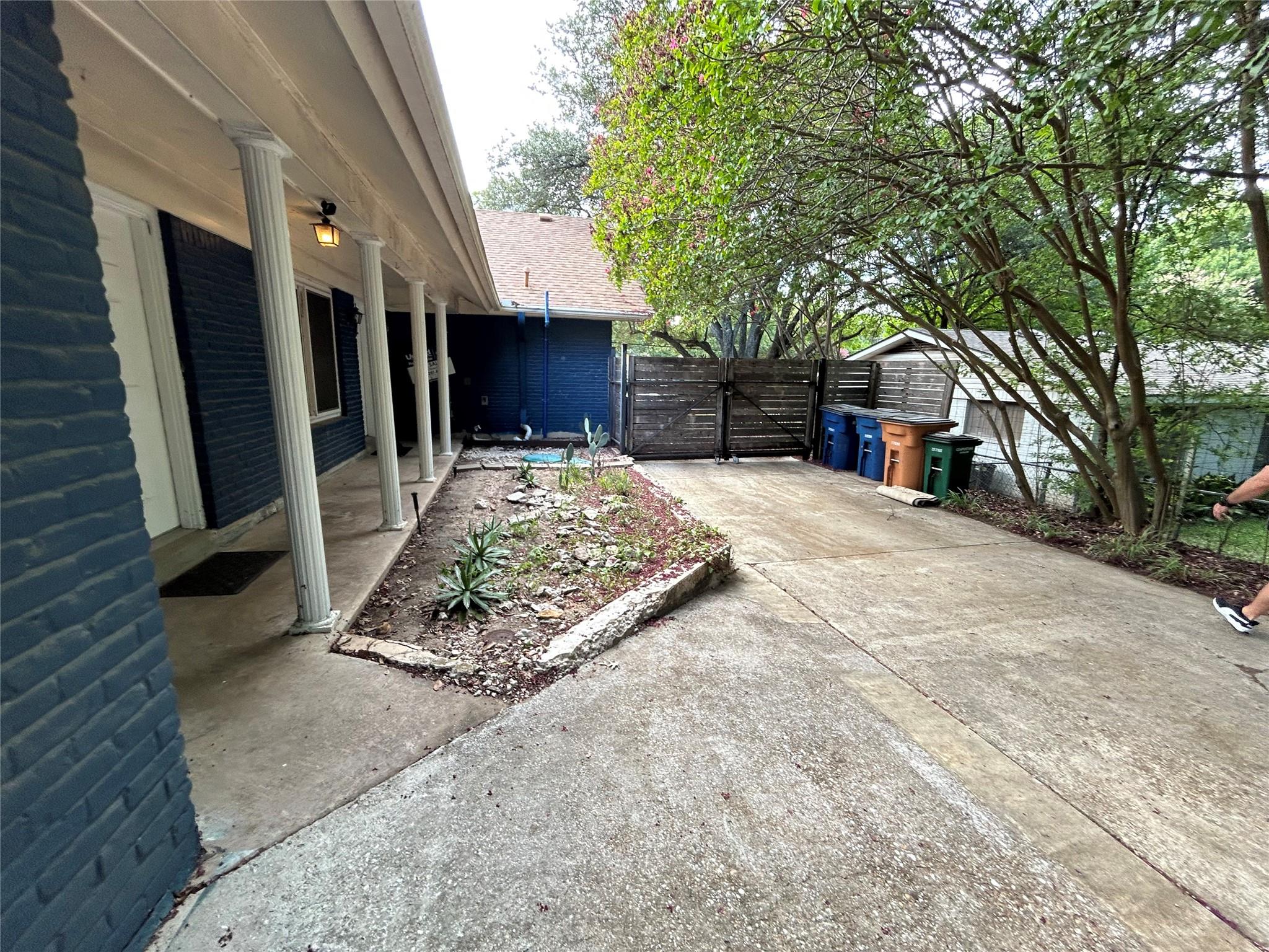 11303 Oakwood Drive Austin TX 78753