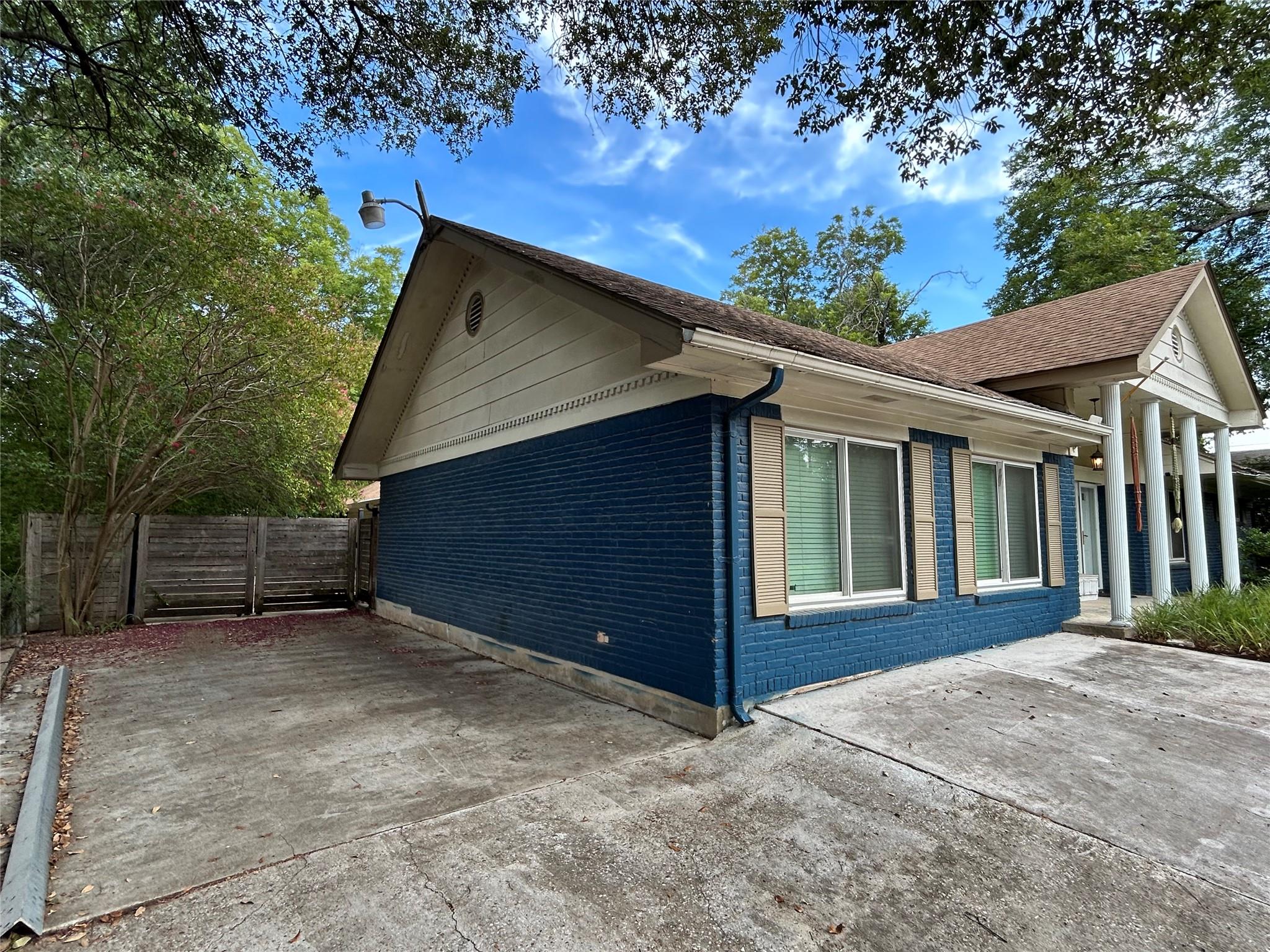 11303 Oakwood Drive Austin TX 78753